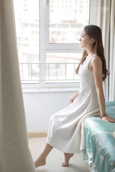 女上男下下吸奶动态
